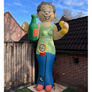 Sara Femmie Opblaasfiguur